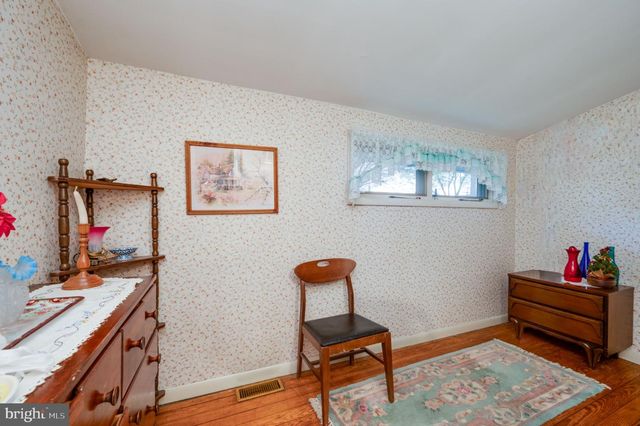 1430 LOGAN ST, Reading, PA 19607