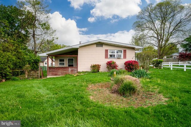 1430 LOGAN ST, Reading, PA 19607