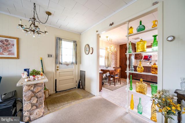 1430 LOGAN ST, Reading, PA 19607