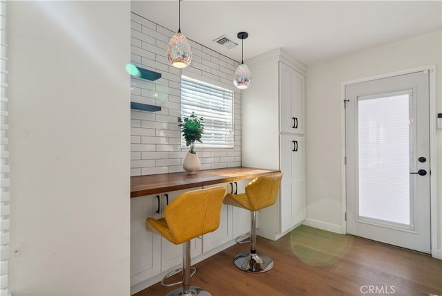 10415 Cumpston, North Hollywood, CA 91601