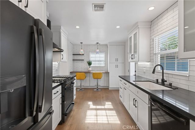 10415 Cumpston, North Hollywood, CA 91601