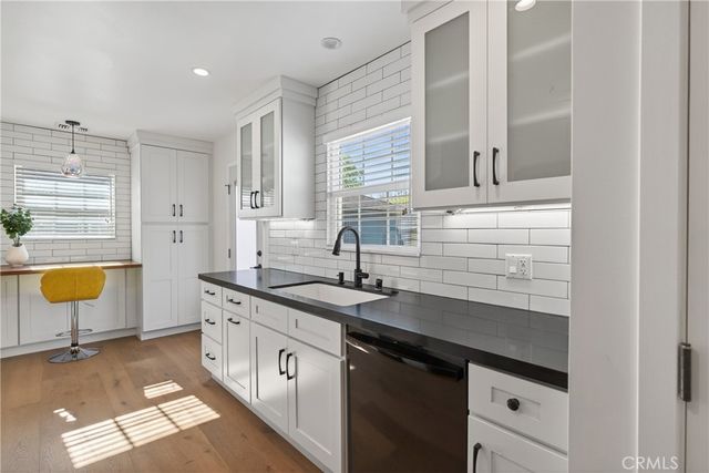 10415 Cumpston, North Hollywood, CA 91601