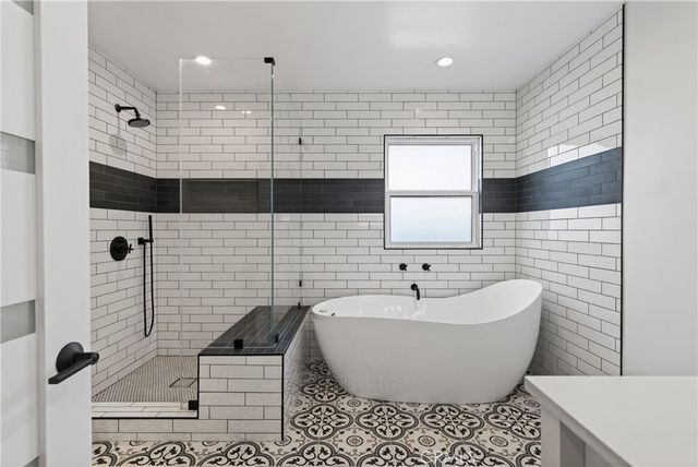 10415 Cumpston, North Hollywood, CA 91601