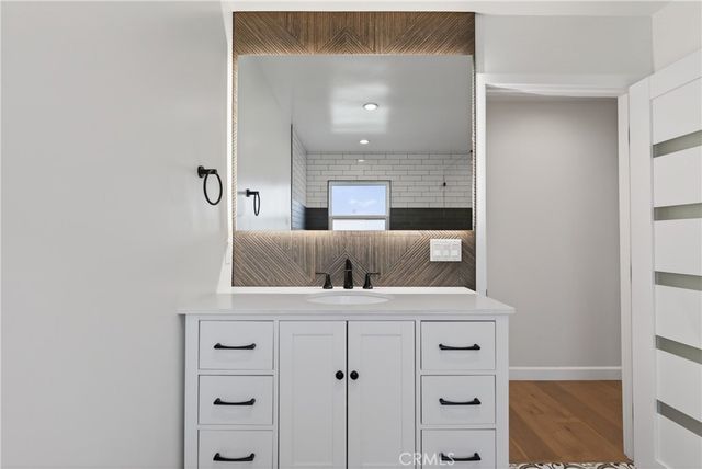 10415 Cumpston, North Hollywood, CA 91601