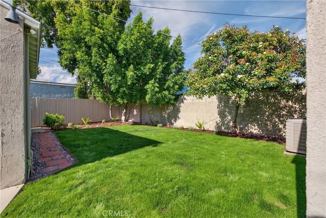 10415 Cumpston, North Hollywood, CA 91601