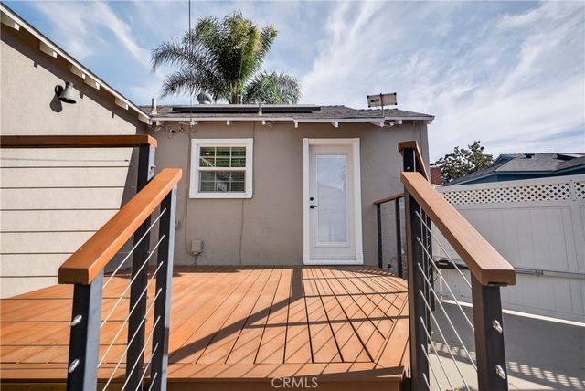 10415 Cumpston, North Hollywood, CA 91601