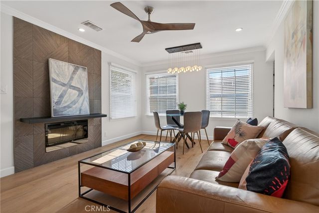 10415 Cumpston, North Hollywood, CA 91601