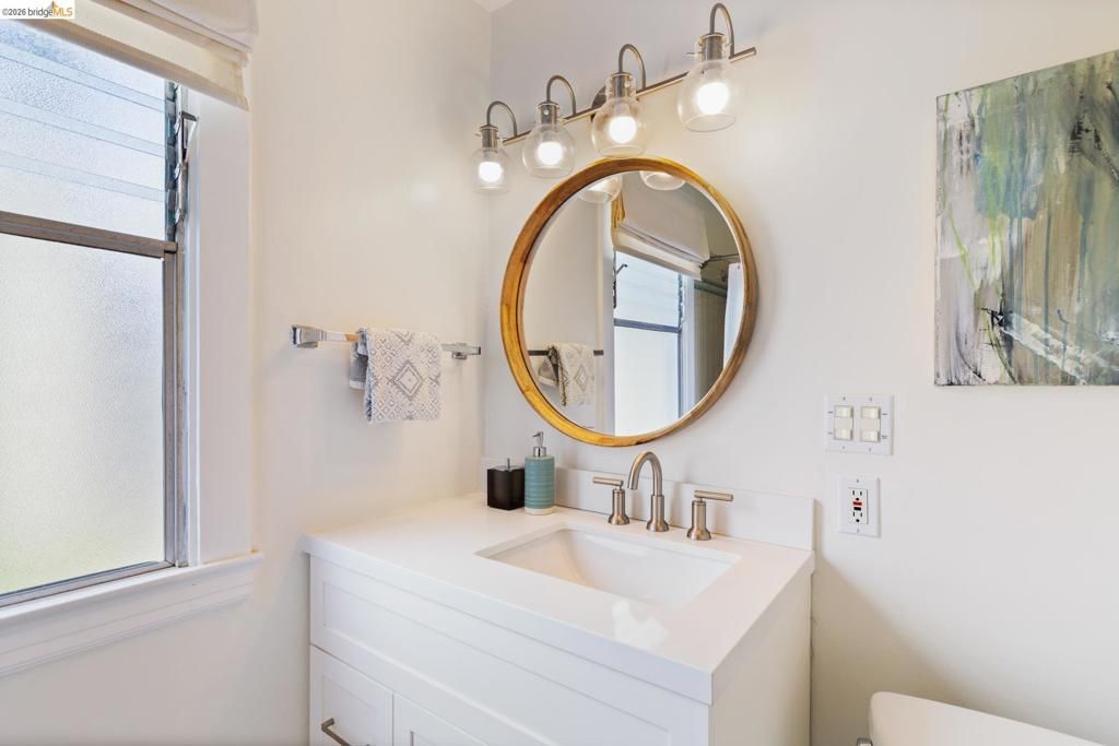 Image 29 of property listing at 15 Claremont Cres, Berkeley, CA 94705