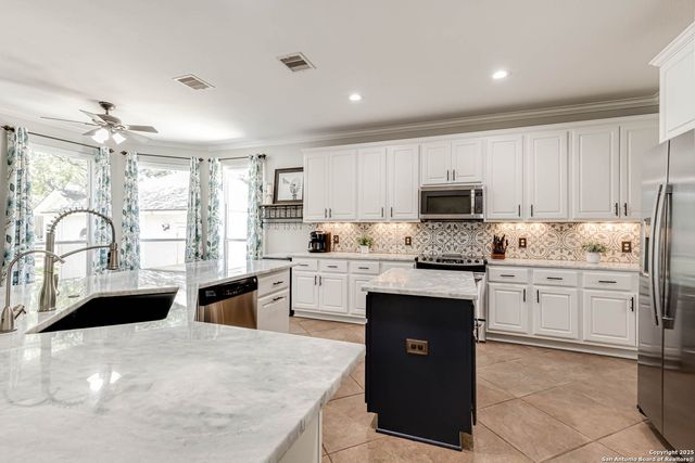 9010 Woodland Trace, Boerne, TX 78006