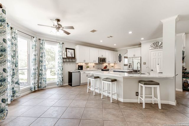 9010 Woodland Trace, Boerne, TX 78006