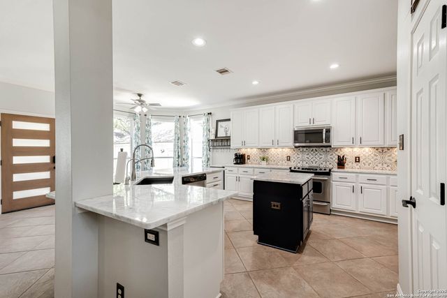 9010 Woodland Trace, Boerne, TX 78006