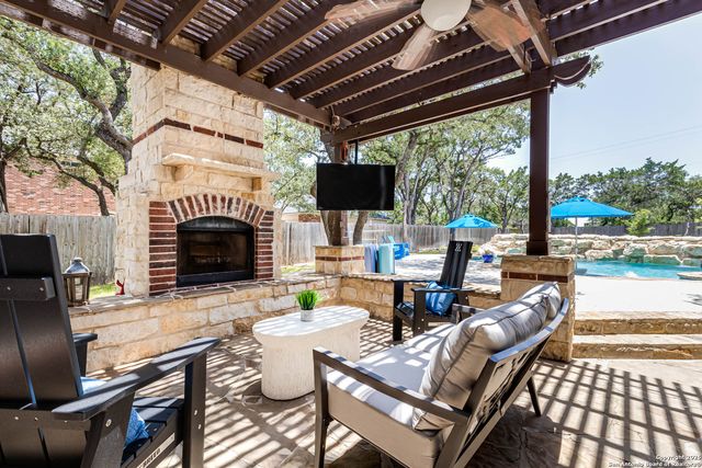 9010 Woodland Trace, Boerne, TX 78006