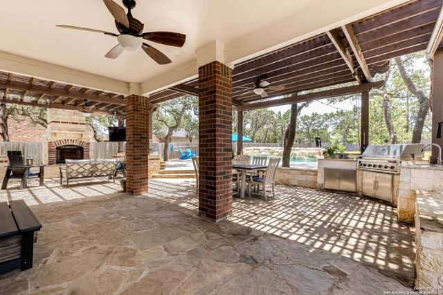 9010 Woodland Trace, Boerne, TX 78006