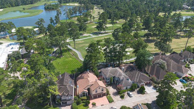16 Kingwood Villas Court, Kingwood, TX 77339