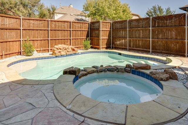 2746 Nightwind Court, Frisco, TX 75034