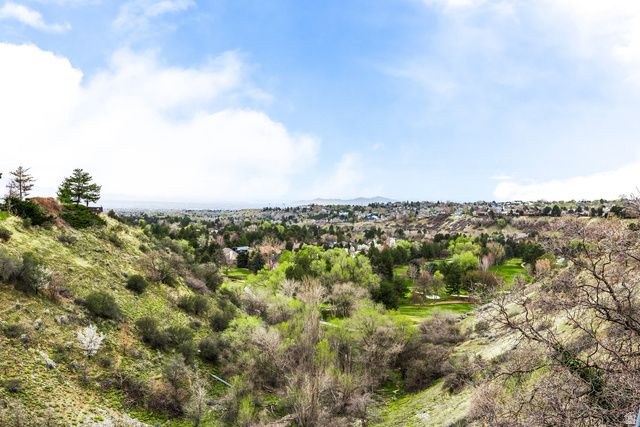 8626 S SCOTTISH DR, Cottonwood Heights, UT 84093