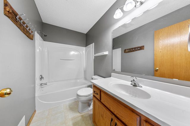 314 12th Avenue NE, Lonsdale, MN 55046