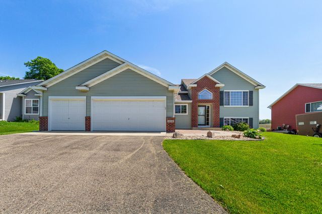 314 12th Avenue NE, Lonsdale, MN 55046