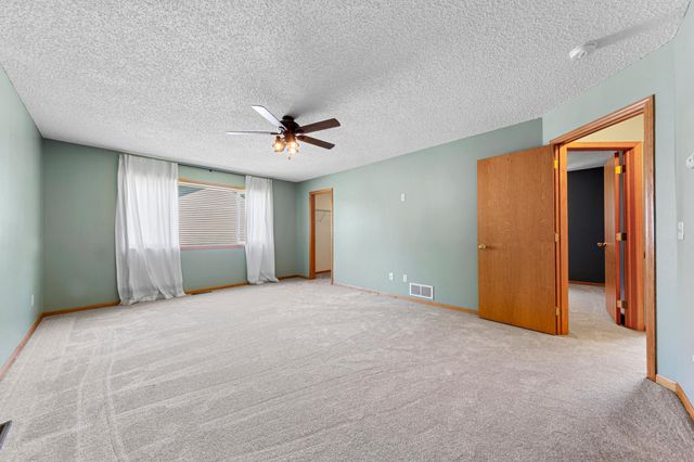 314 12th Avenue NE, Lonsdale, MN 55046