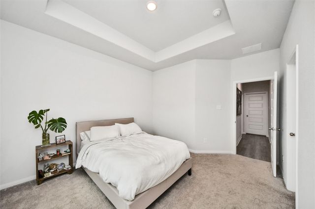 160 Barton Place Drive, Cleveland, TX 77327