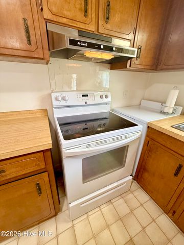 606 Darden Drive, Kinston, NC 28504