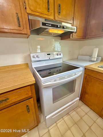 606 Darden Drive, Kinston, NC 28504