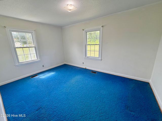 606 Darden Drive, Kinston, NC 28504