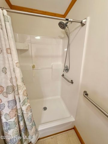 606 Darden Drive, Kinston, NC 28504