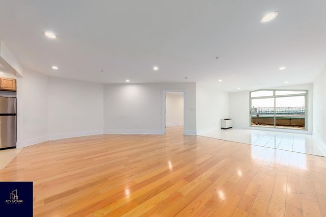 1919 24th Ave Apt L503, New York City, NY 11102