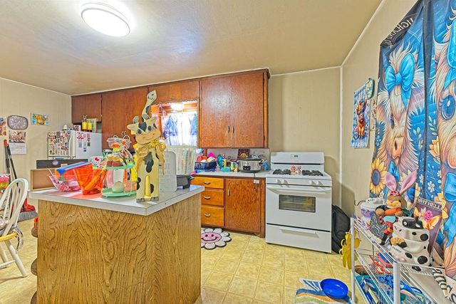 903 E Eufaula Street, Norman, OK 73071