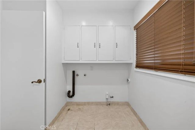1845 Canyon, Pomona, CA 91768