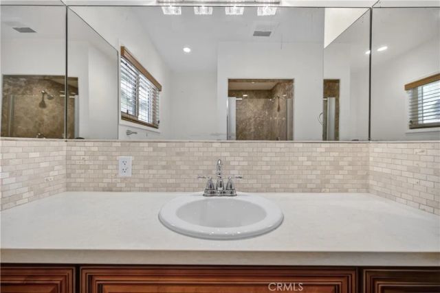 1845 Canyon, Pomona, CA 91768