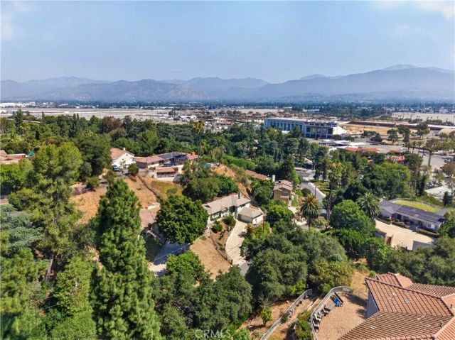 1845 Canyon, Pomona, CA 91768