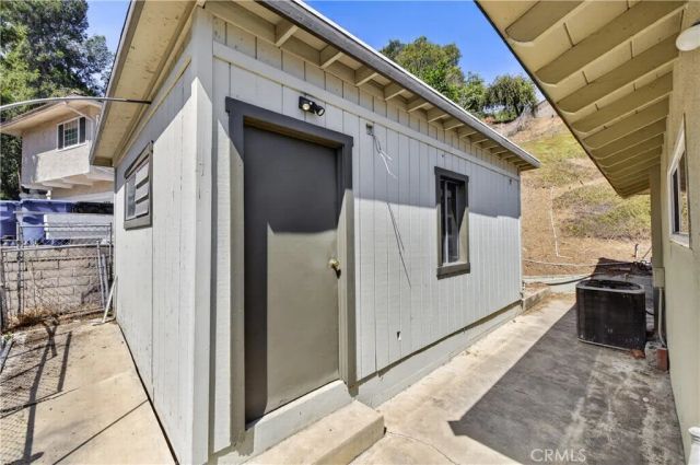 1845 Canyon, Pomona, CA 91768