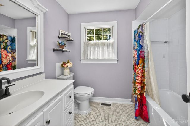 185 Dogwood Drive, Loveland, OH 45140