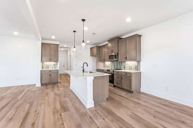 949 Watercourse Court, Nashville, TN 37214