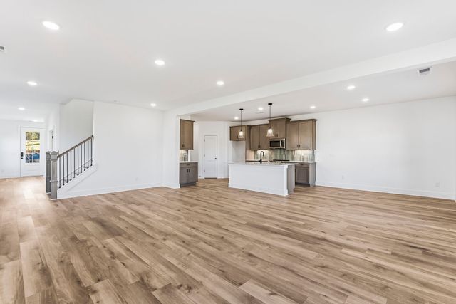 949 Watercourse Court, Nashville, TN 37214