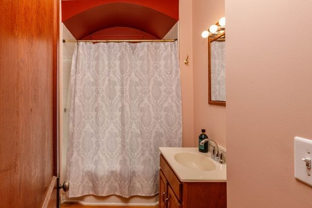 81 Monadnock Street, Gardner, MA 01440
