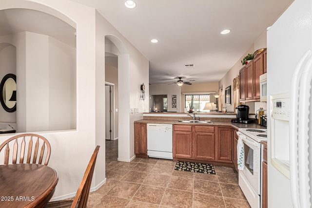 2101 S MERIDIAN Road 225, Apache Junction, AZ 85120