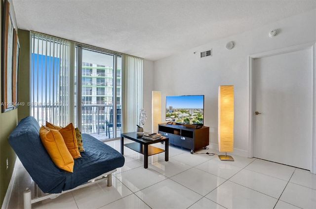 1750 N Bayshore Dr 2911, Miami, FL 33132