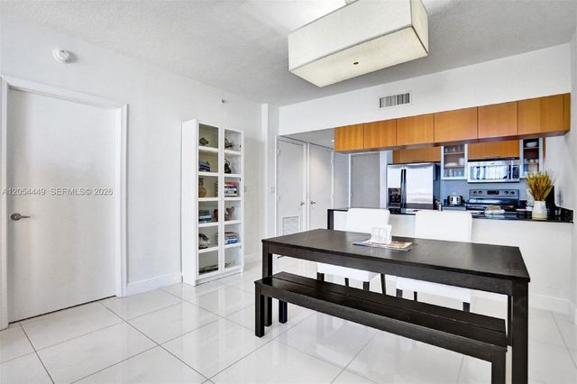 1750 N Bayshore Dr 2911, Miami, FL 33132