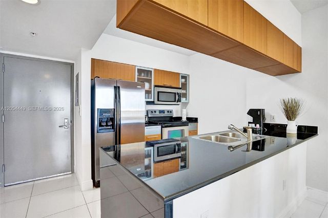 1750 N Bayshore Dr 2911, Miami, FL 33132