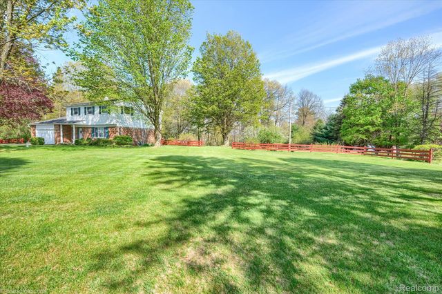 2676 Porcupine Trail, Mayfield Township, MI 48446