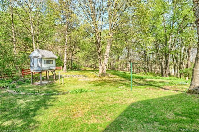2676 Porcupine Trail, Mayfield Township, MI 48446