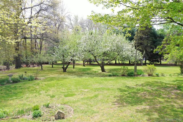 2676 Porcupine Trail, Mayfield Township, MI 48446