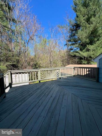 5 WALL ST, Fredericksburg, VA 22405