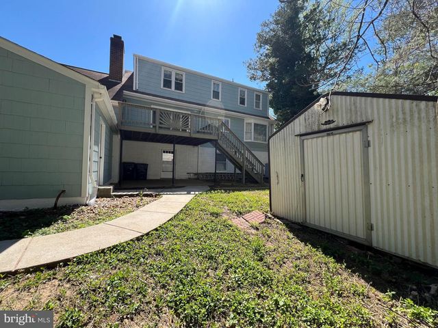 5 WALL ST, Fredericksburg, VA 22405