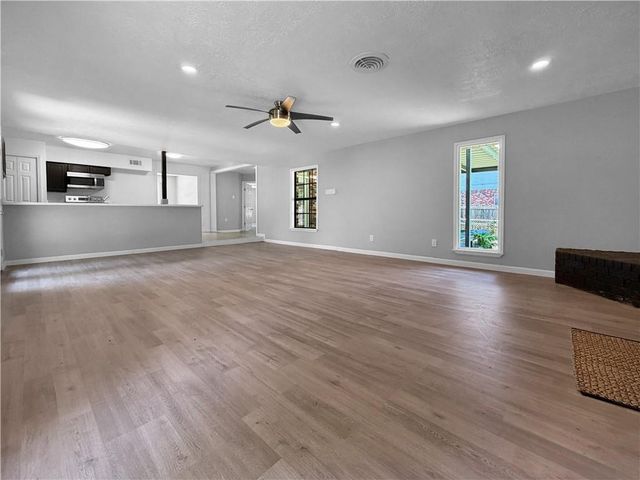 704 AUBURN Drive, Deridder, LA 70634
