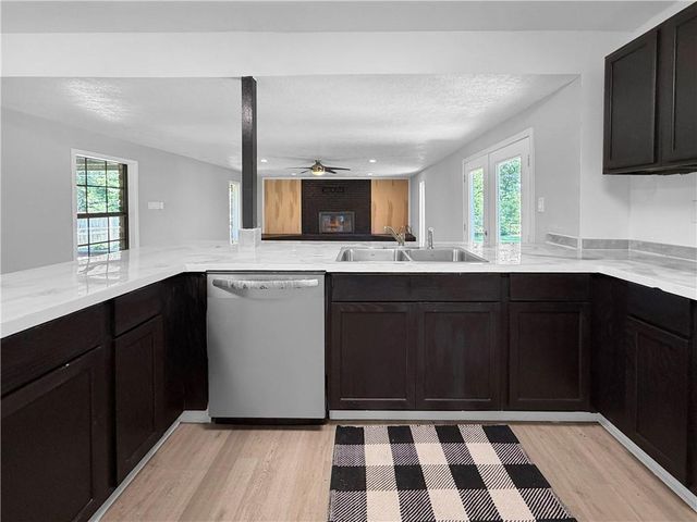 704 AUBURN Drive, Deridder, LA 70634