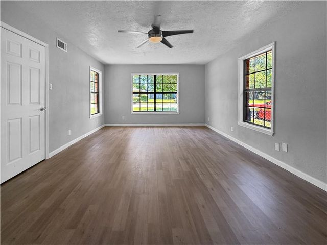 704 AUBURN Drive, Deridder, LA 70634